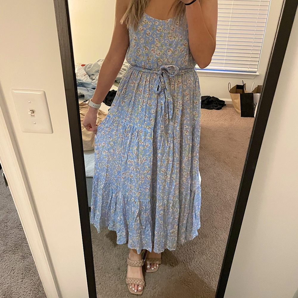 Lulu’s Blue Floral Midi Dress - Small